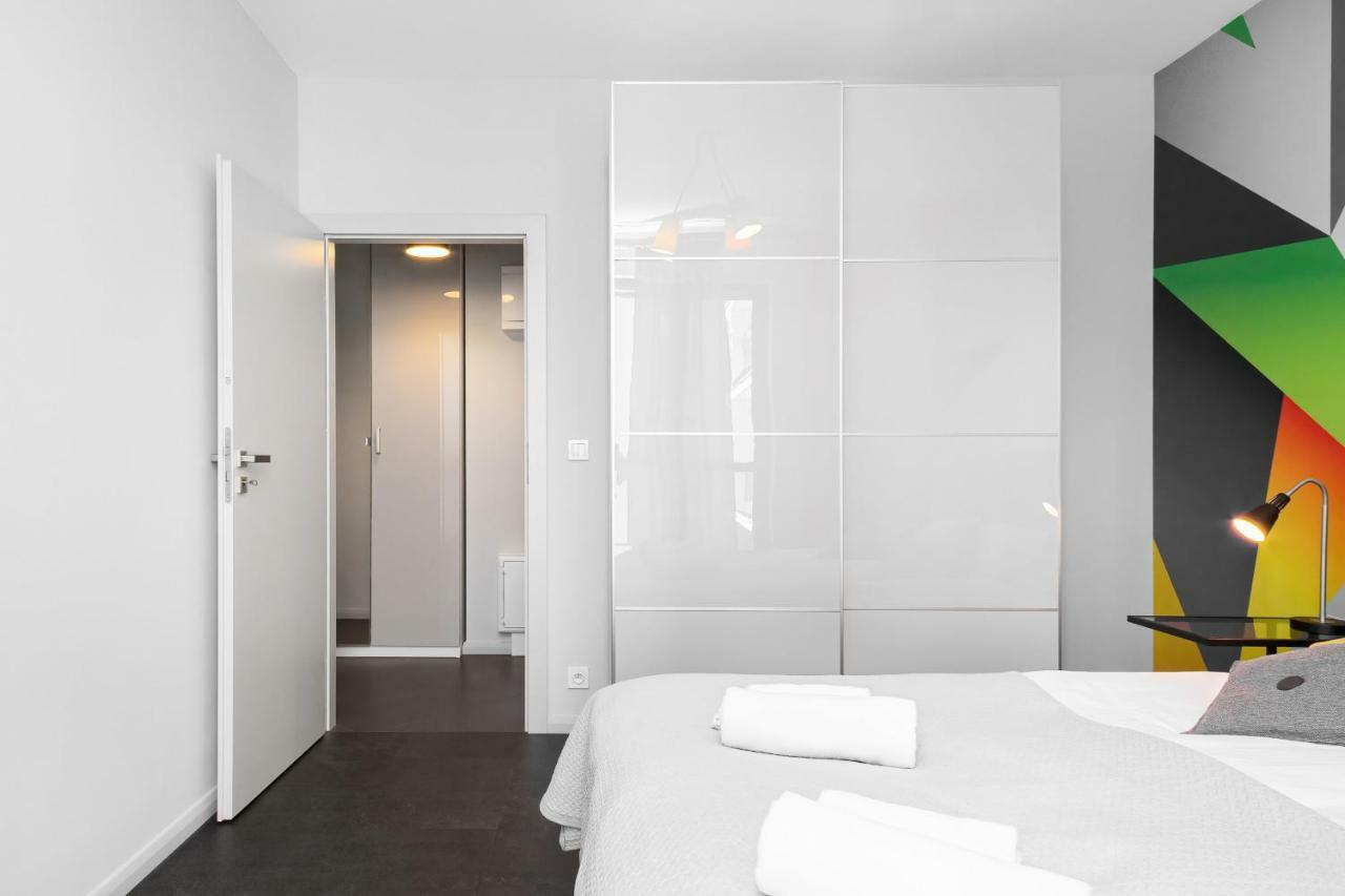 Apartments Warsaw Grzybowska By Renters Exteriér fotografie
